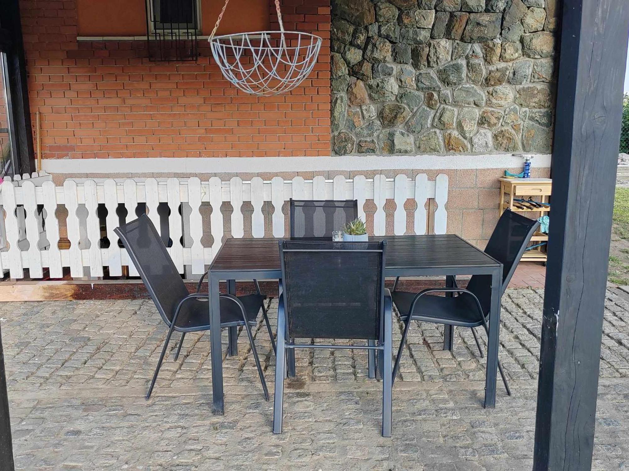 Villa Kuca Za Odmor Bella Sotin Exterior foto